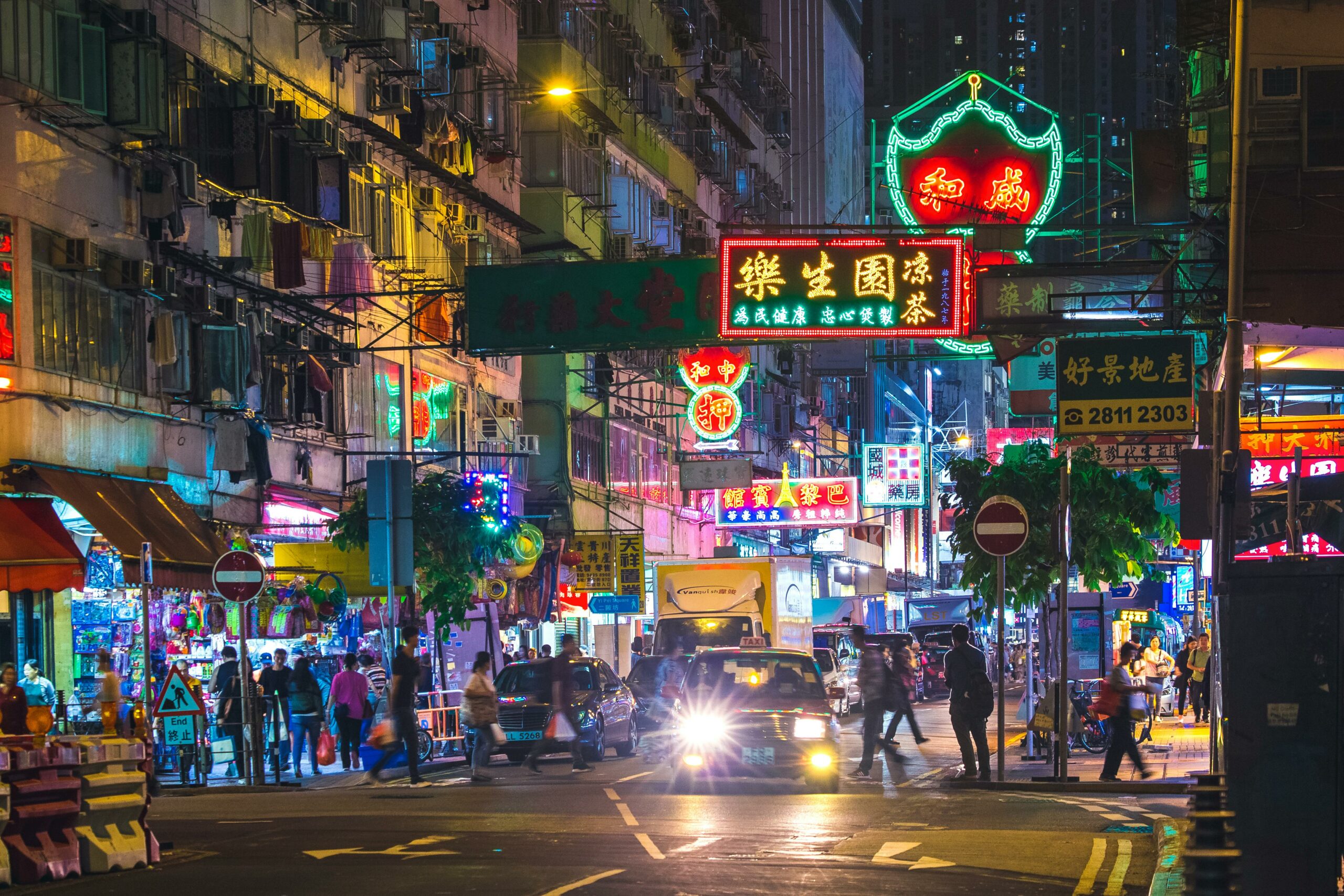 Hong Kong Tests Ground-Level Red Lights To Hold Back Phone-Distracted Walking